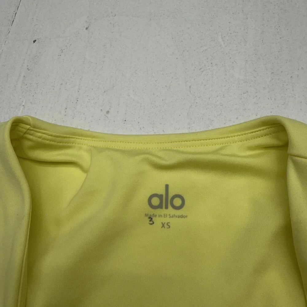 Alo Yoga Tank Top Womens XS Yellow SoftSculpt No Nonsense Bra Athletic Yoga
